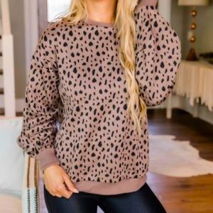 💕Leopard Pullover Small